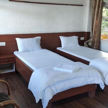 Peit Them Resort Mawlynnong Exterior photo